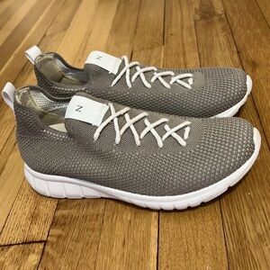 Nisolo Beige Knit Sneakers    NWOB